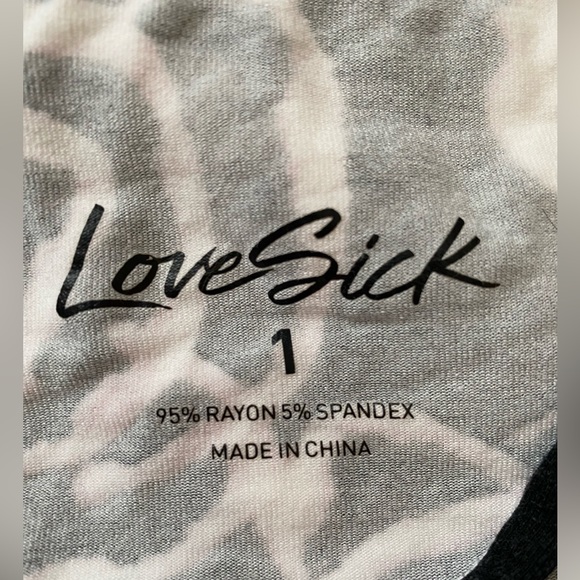 Floral Blouse - Picture 2 of 6